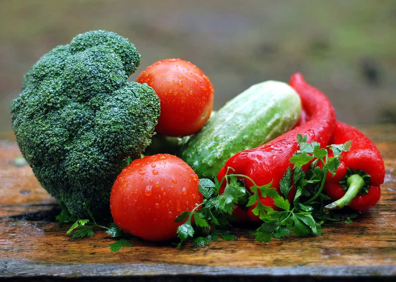 can eating vegetables reduce prostate cancer progression
